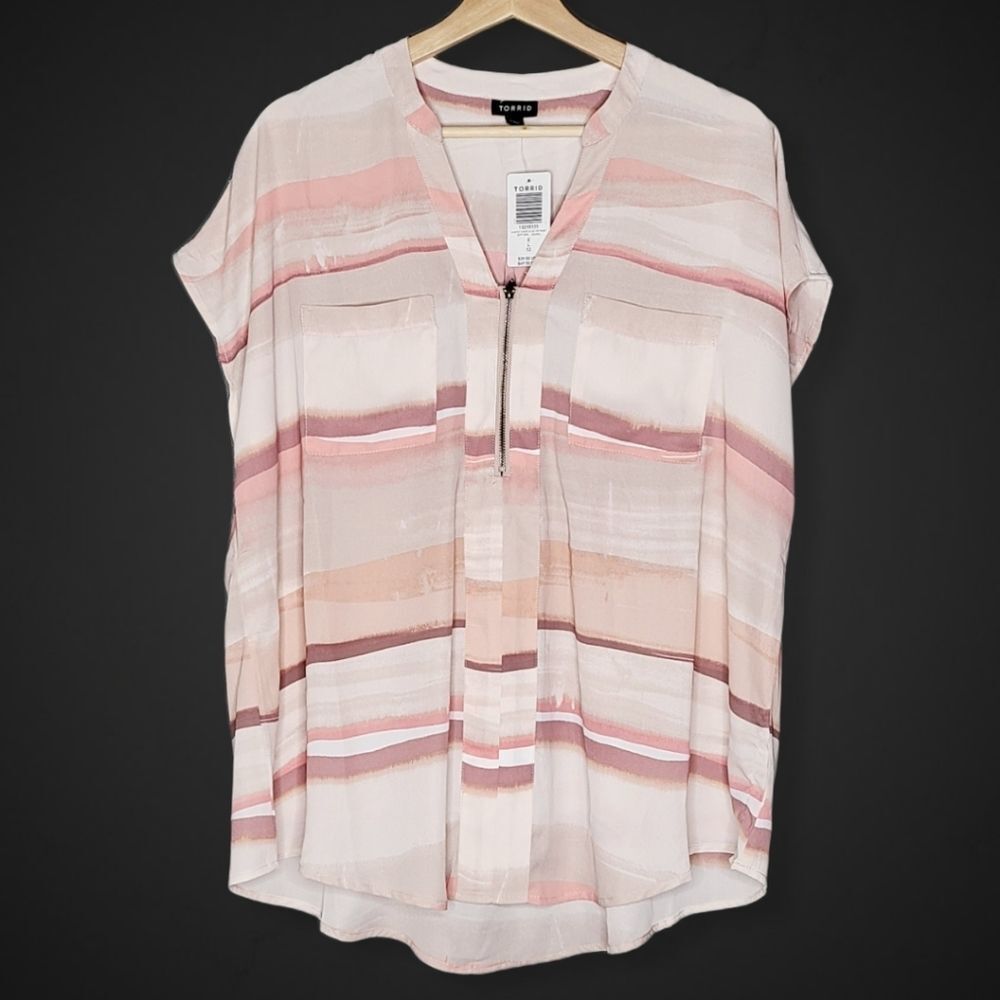 Woman's Torrid Watercolor Georgette Zip Front Top 0 12 Peach Stripes